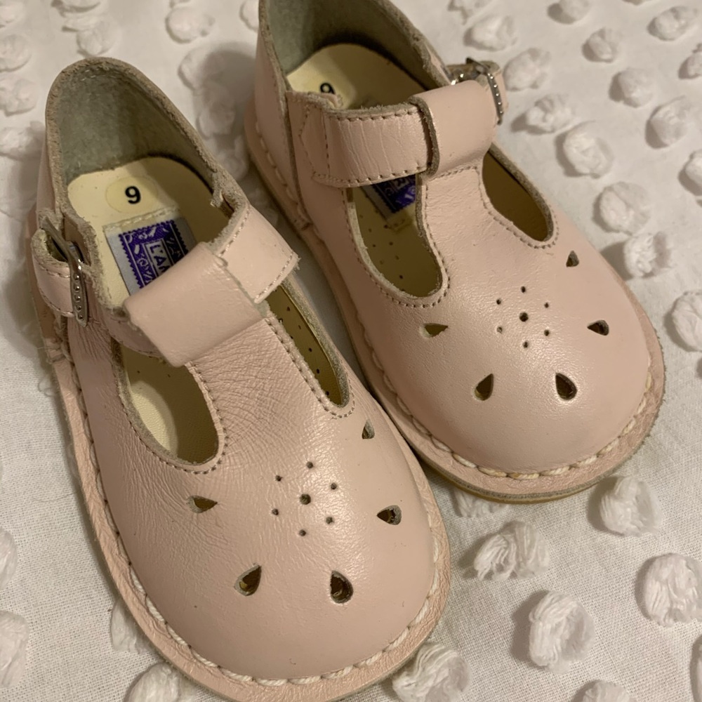 Pink toddler shoes
